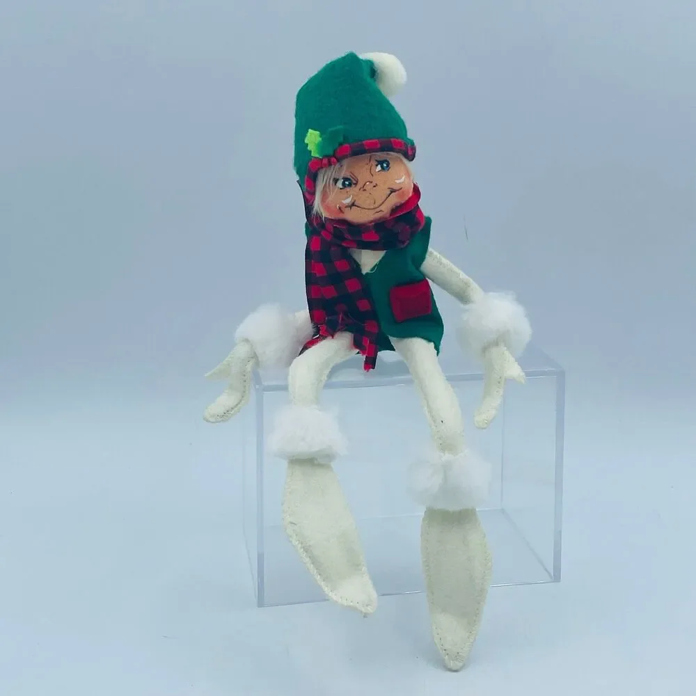 Annalee 12” Posable Christmas Plaid Scarf Elf Shelf Sitter Doll